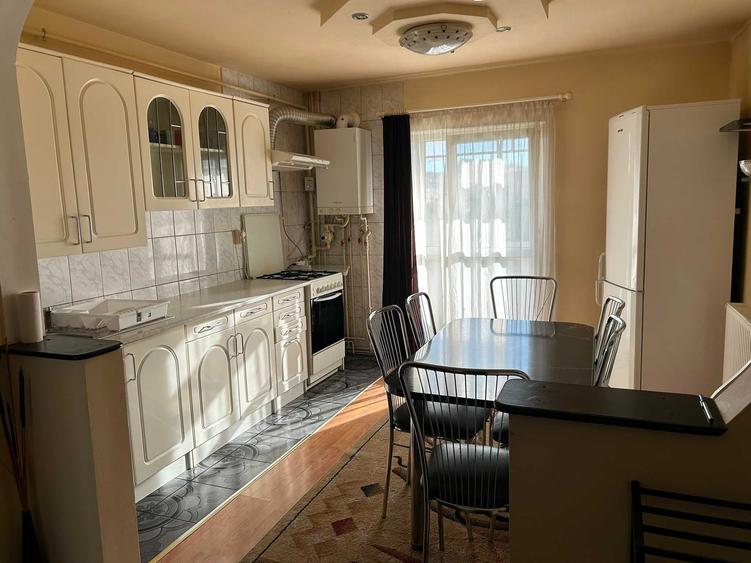 Apartament cu 2 camere decomandat în Mărăști