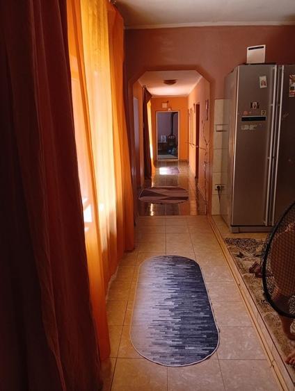 Casă cu 4 camere în Rasova