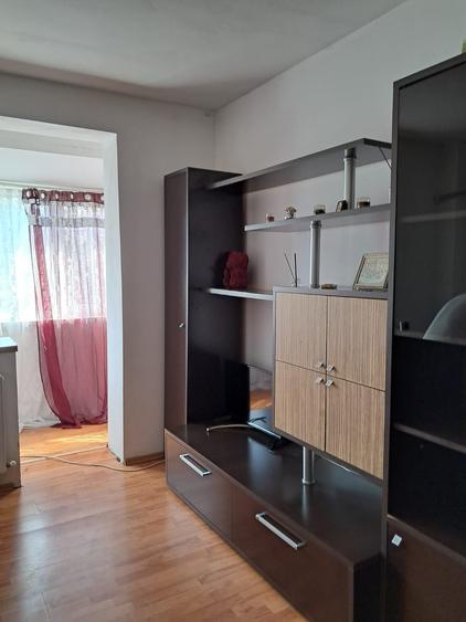 Apartament cu 2 camere decomandat în Gorjului