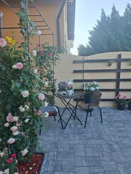 Duplex cu 4 camere cu Canalizare în Giroc