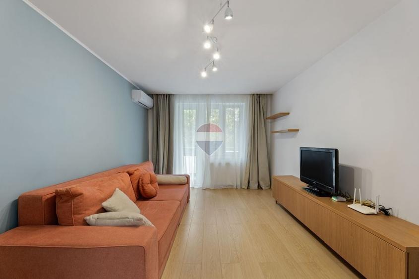 Apartament cu 2 camere semidecomandat, mobilat în Podgoria