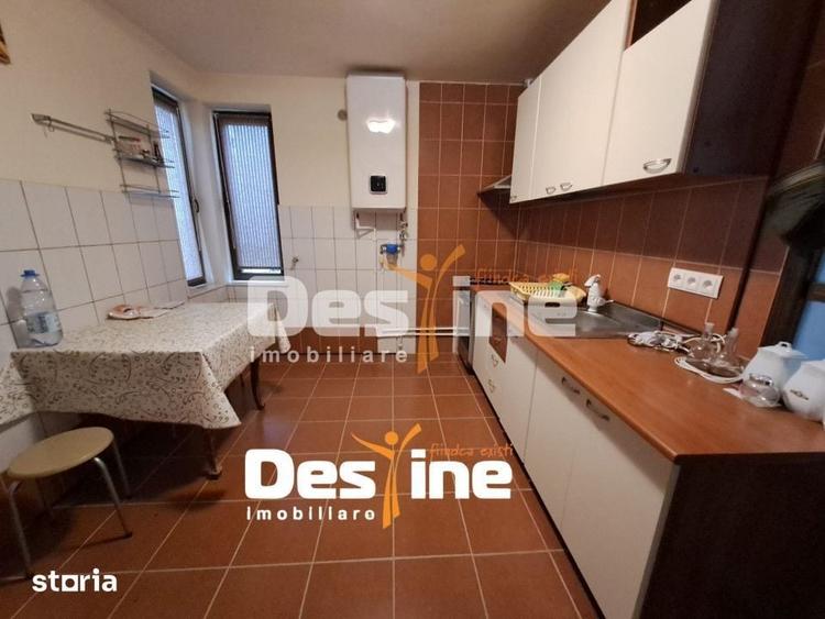 Casă cu 4 camere cu Teren 500 Mp în Lețcani