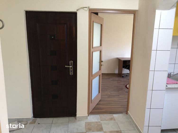 Apartament cu 2 camere, mobilat în Berceni