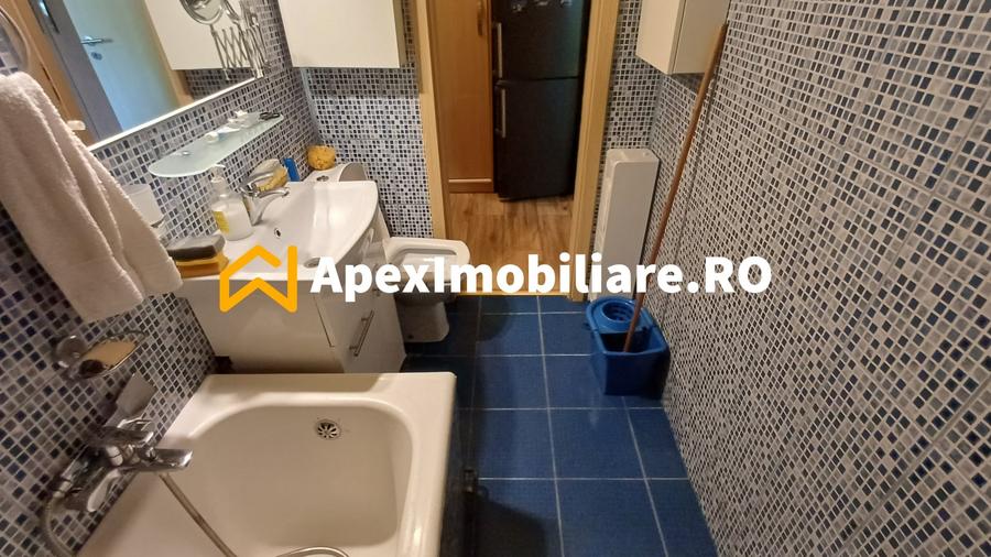 Garsonieră decomandată, mobilată în Titan