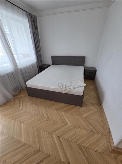 Apartament cu 2 camere semidecomandat în Chibrit