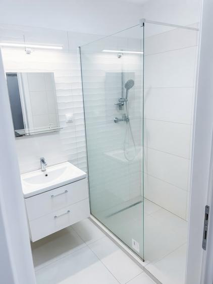 Apartament cu 2 camere decomandat în B-dul București