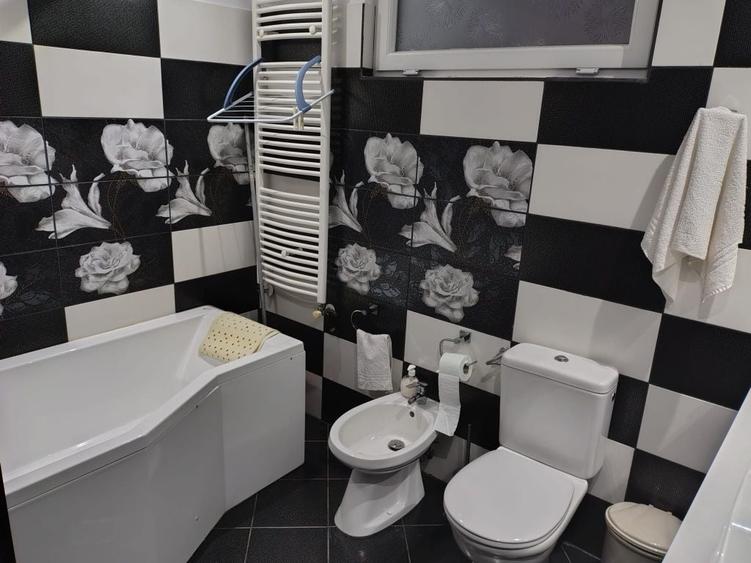 Apartament cu 2 camere decomandat în Tașca