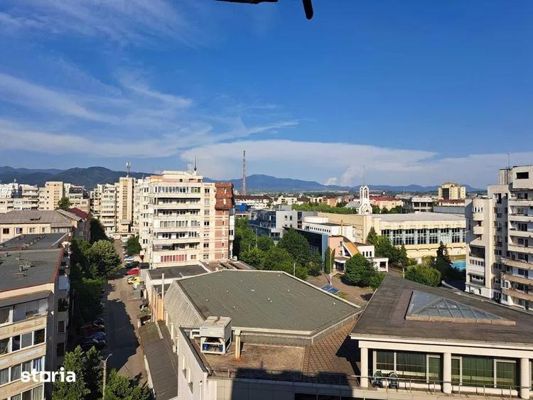 Apartament cu 2 camere decomandat în Traian