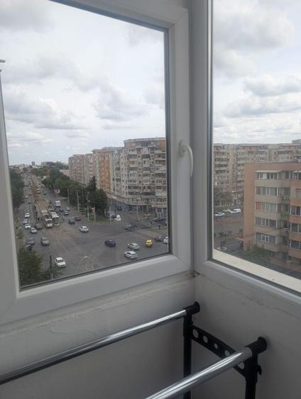 Apartament cu 3 camere, mobilat în Rahova