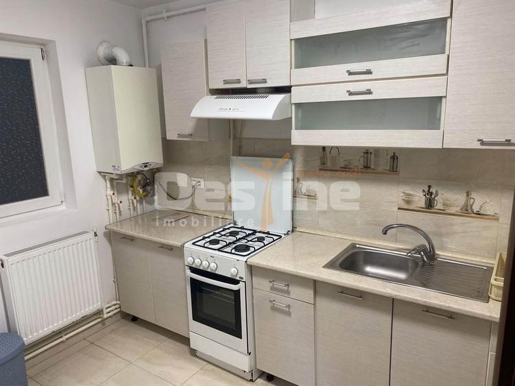 Apartament cu 3 camere decomandat, mobilat în Tomis Nord