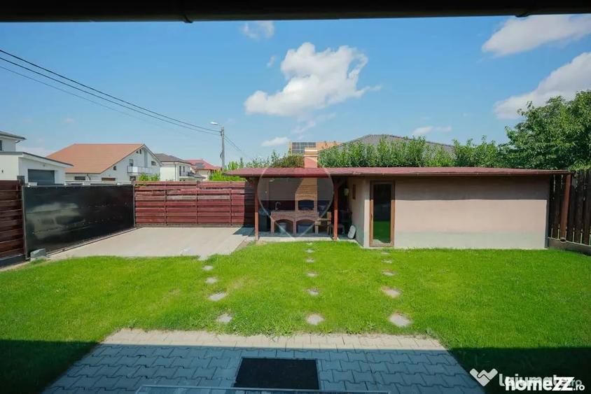 Casă cu 5 camere cu Teren 505 Mp în Central