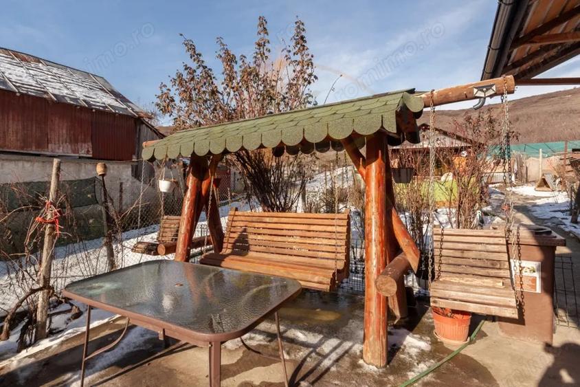 Casă cu Teren 2594 Mp în Ștefănești
