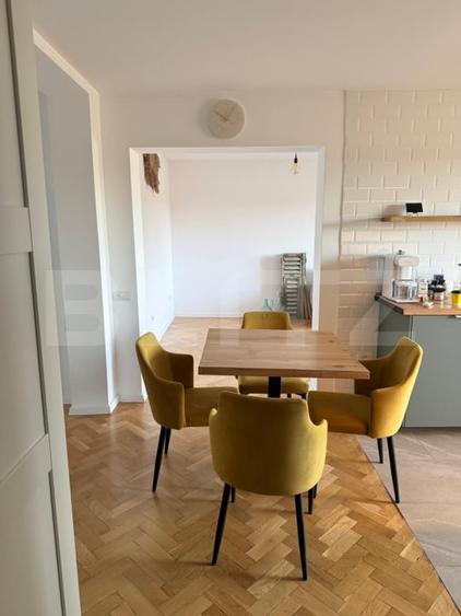 Apartament cu 2 camere decomandat, mobilat în Caroline Gemina