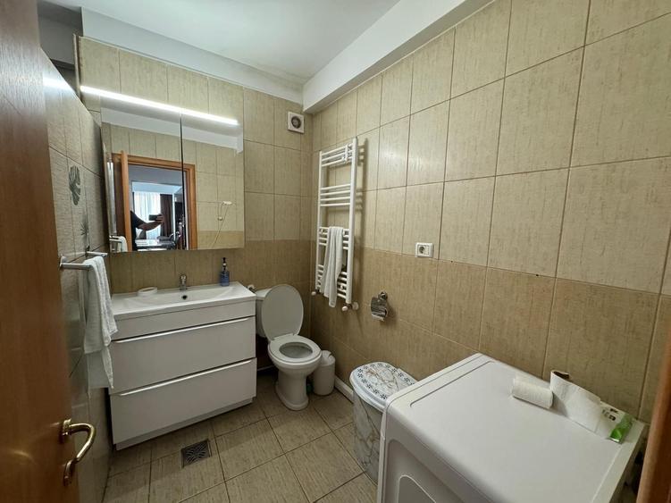 Apartament cu 3 camere decomandat, mobilat în Nord