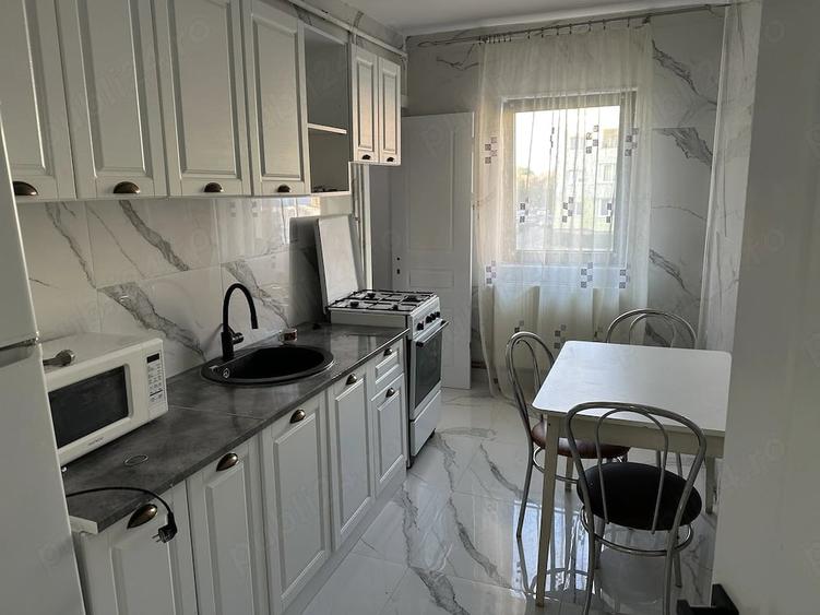 Apartament cu 2 camere decomandat în Ștefan cel Mare
