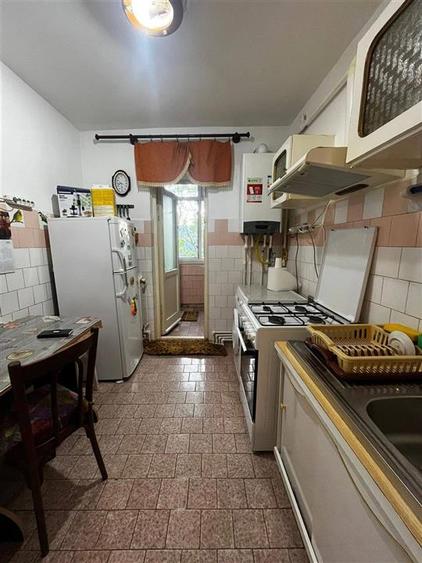 Apartament cu 2 camere decomandat în Apollo