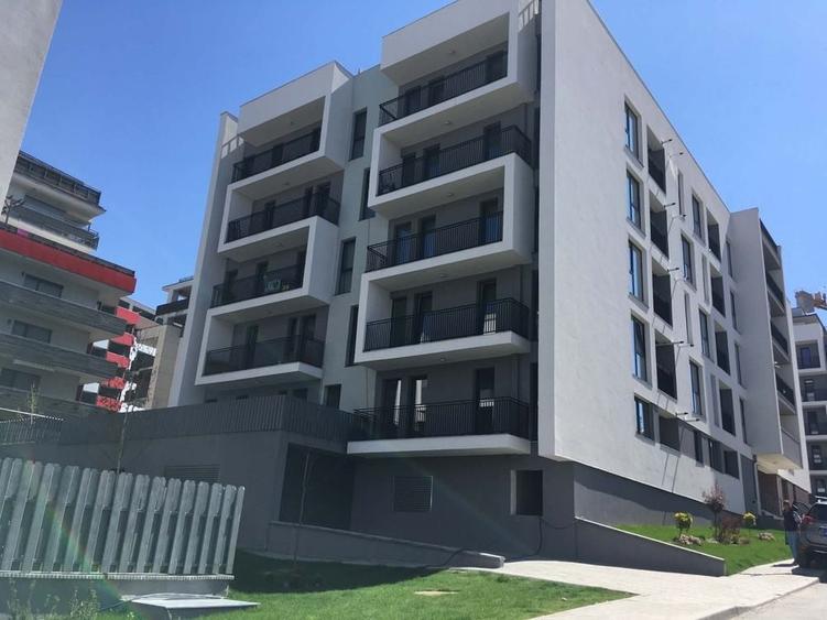 Apartament cu 2 camere semidecomandat în Bună Ziua