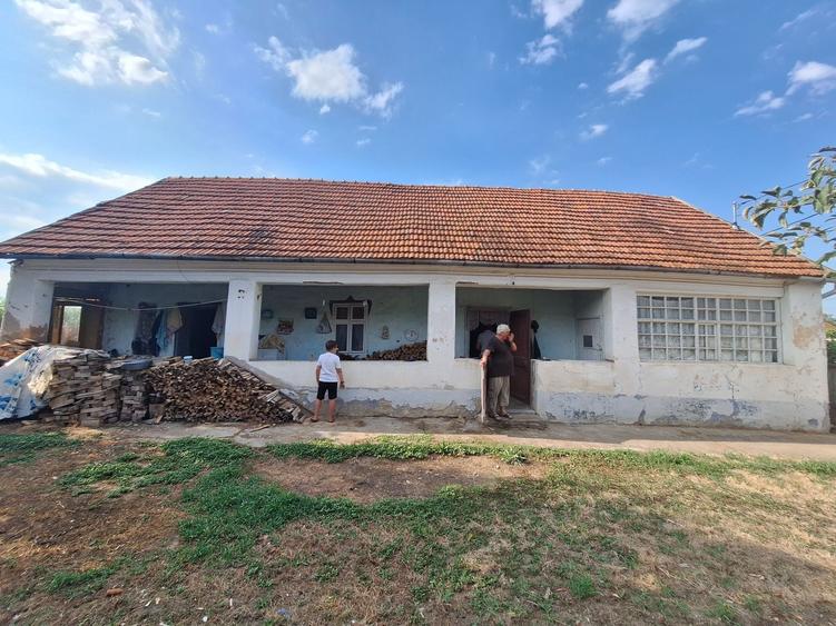 Casa cu teren urias (3.655 mp) in centrul satului Cenalos, com. Saniob la 3 km de Baile Sarcau - 7