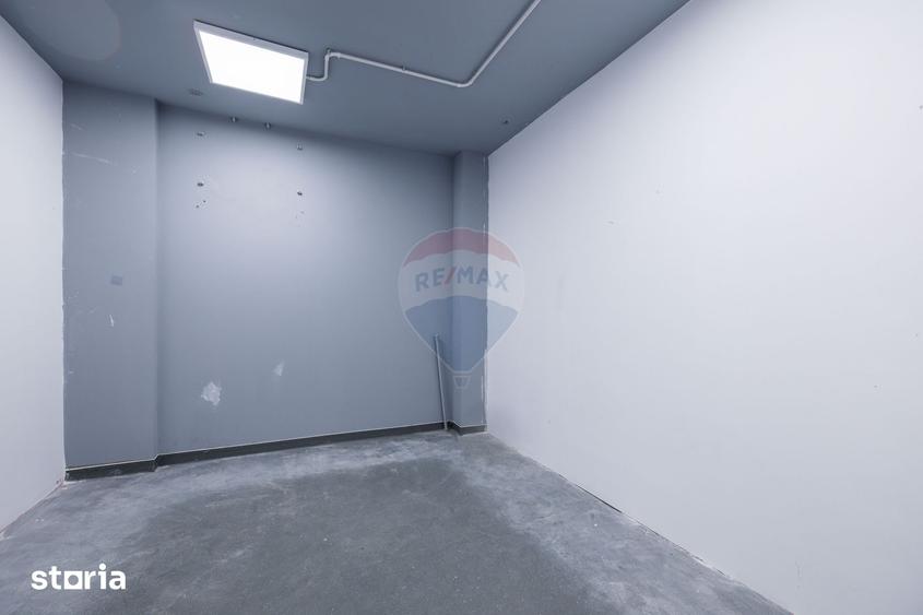 Spațiu comercial, de 231 mp, în Bartolomeu