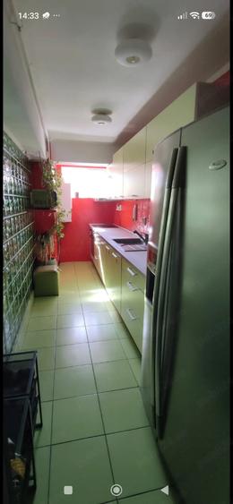 Apartament cu 2 camere decomandat în Valea Oltului