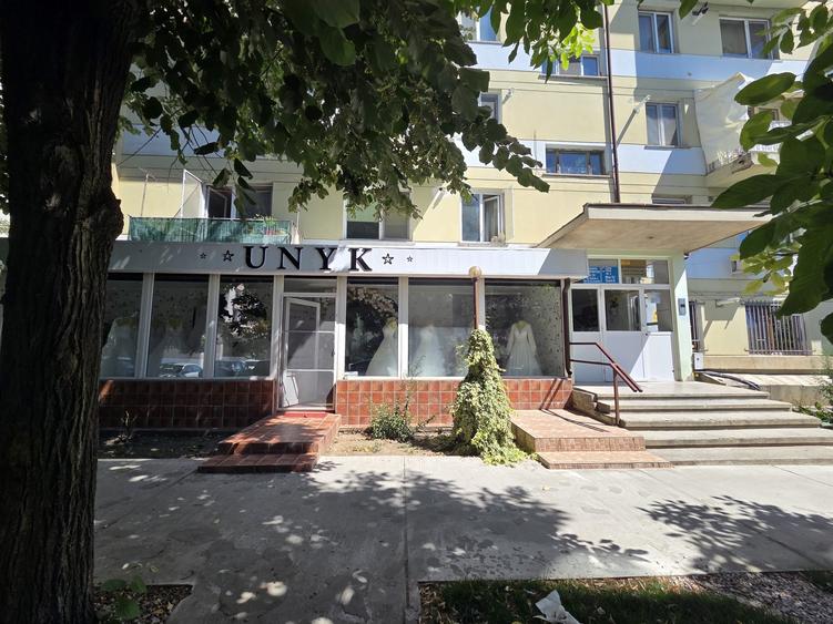 Spațiu comercial, de 64 mp, în Ultracentral