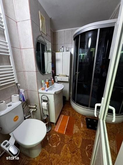 Apartament cu 4 camere decomandat în ICIL