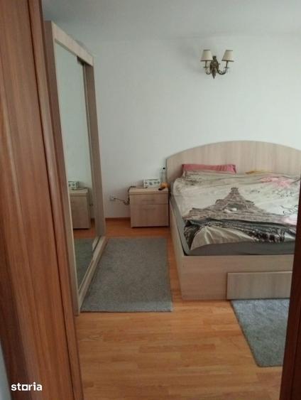 Casă cu 5 camere cu Teren 3053 Mp în Gruiu