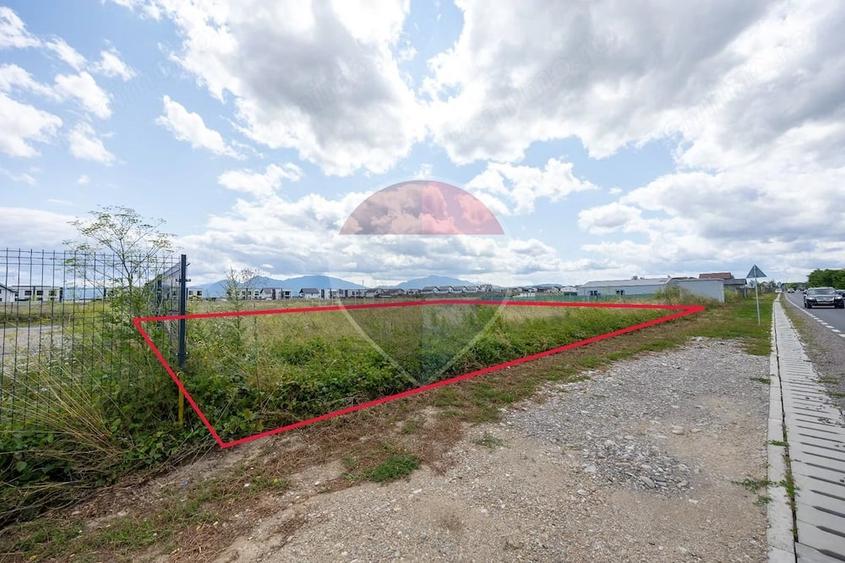 Teren de 968 mp, în Hărman