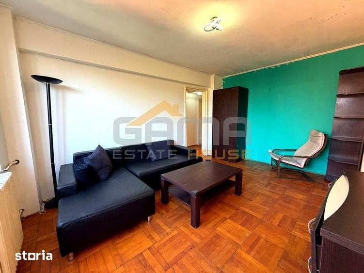 Apartament cu 3 camere semidecomandat în Central