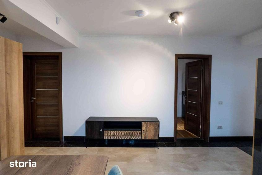 Casă cu Teren 1072 Mp în Central