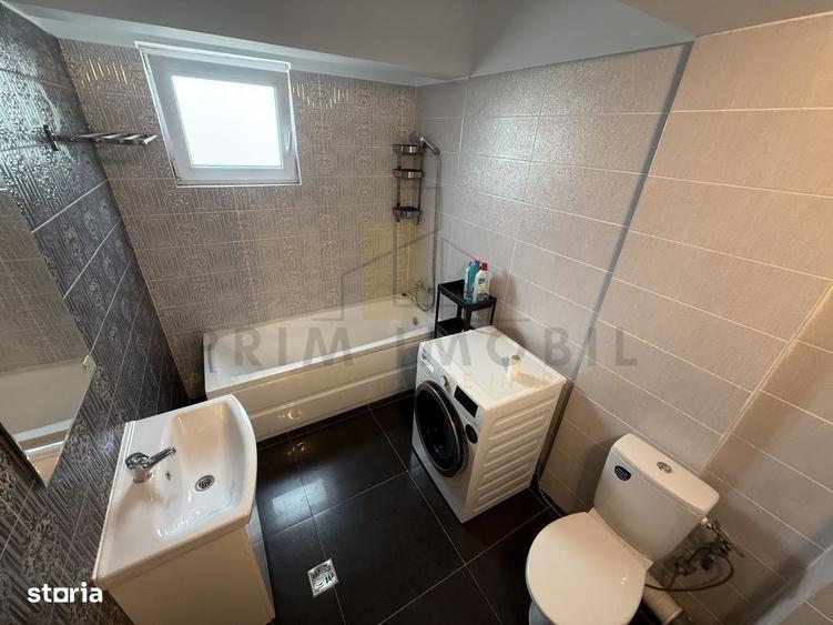 Apartament cu 3 camere decomandat în Păcurari