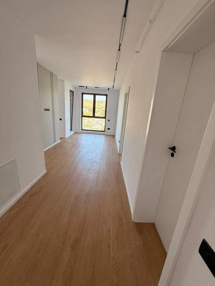 Spațiu comercial, de 45 mp, în Central
