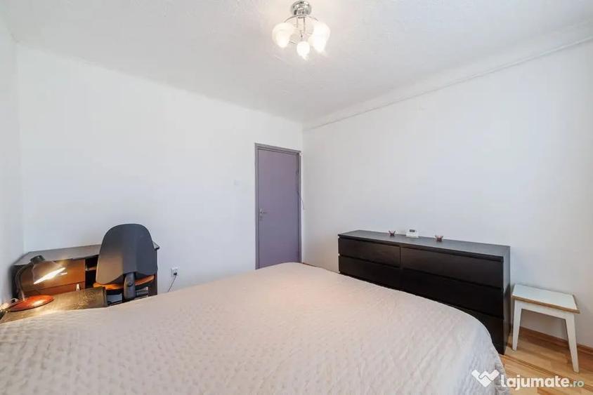 Apartament cu 2 camere semidecomandat în Central