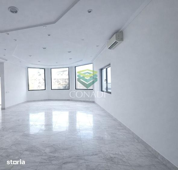 Casă cu 10 camere cu Teren 304 Mp în Grivița