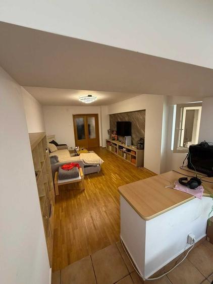 Apartament cu 2 camere decomandat, mobilat în Unirii
