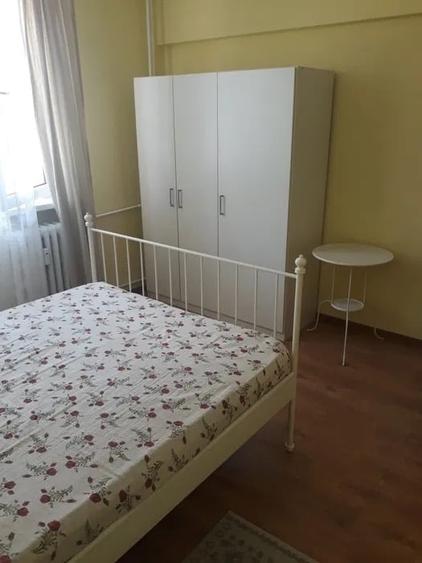 Apartament cu 2 camere semidecomandat, mobilat în Drumul Taberei