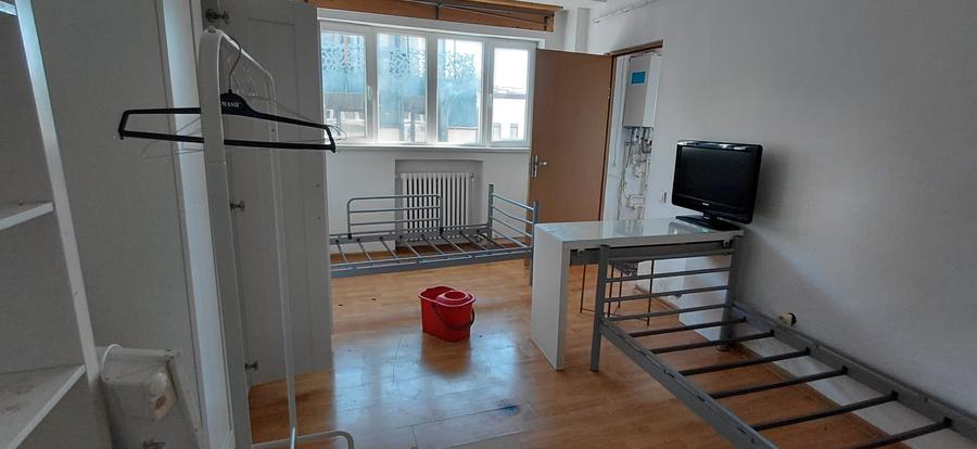 Apartament cu 2 camere semidecomandat în Centrul Istoric
