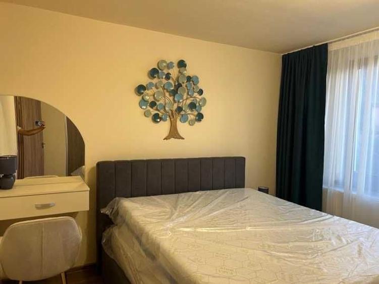 Casă cu 3 camere cu Teren 200 Mp în Central