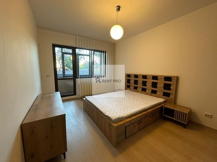 Apartament cu 2 camere semidecomandat, mobilat în Păcii