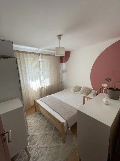Apartament cu 3 camere semidecomandat în Metalurgie