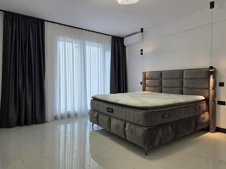 Penthouse cu 3 camere decomandat în Titan