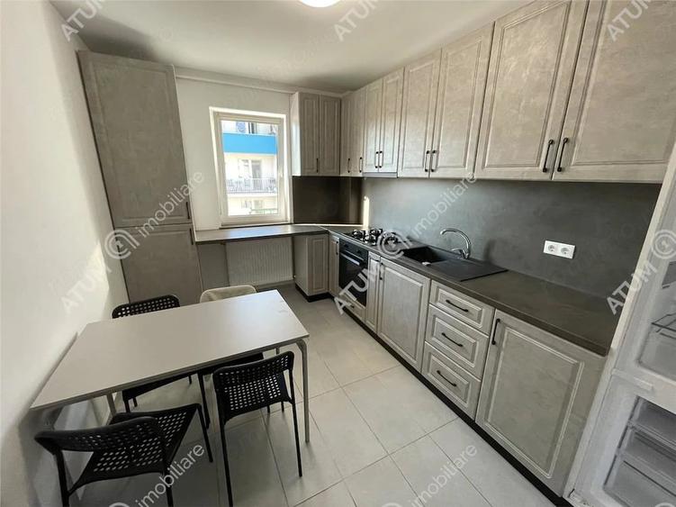 Apartament cu 2 camere decomandat în Vest