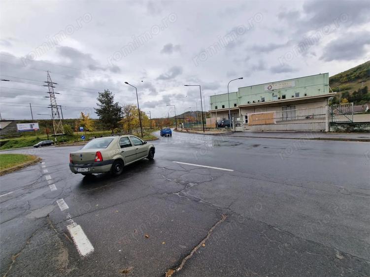 Spațiu comercial, de 3,000 mp, în Calea Timișoarei