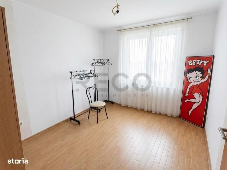 Casă cu 4 camere în Central