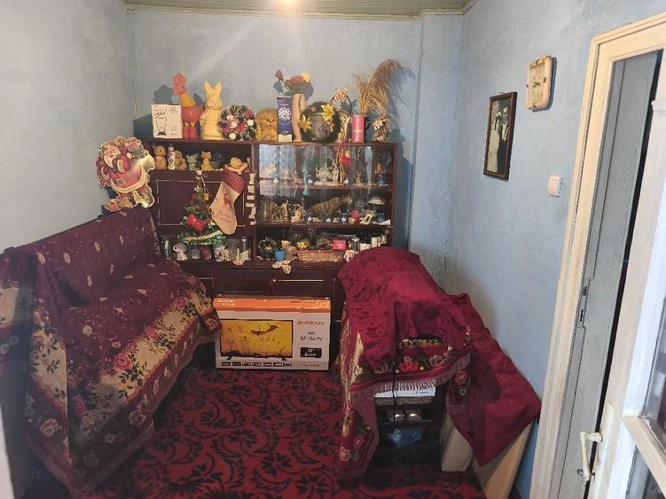 Casă cu 7 camere cu Teren 1400 Mp în Ologeni