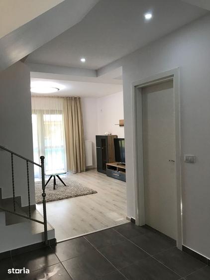 Casă cu 4 camere cu Teren 70 Mp în Central