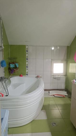 Casă cu Teren 431 Mp în Budești