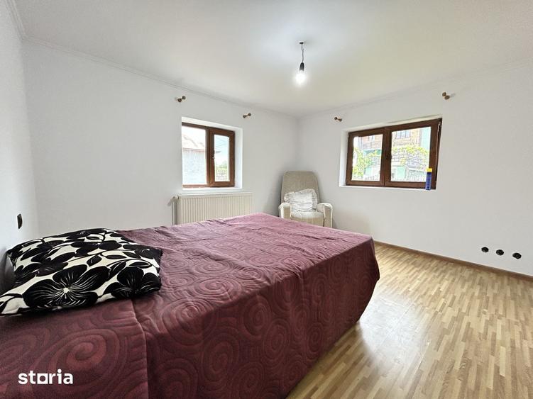 Casă cu 6 camere cu Teren 1150 Mp în Odobești
