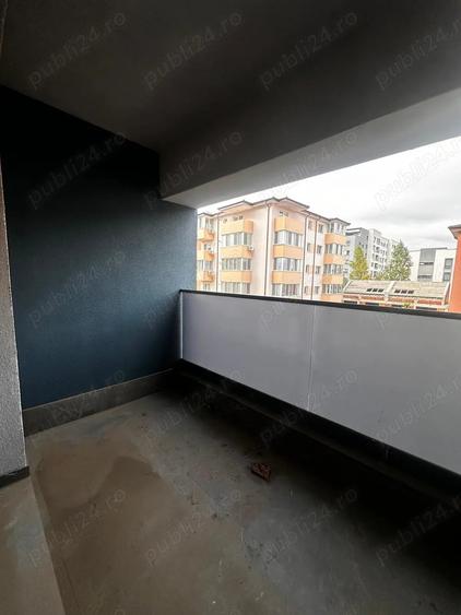 Apartament cu 3 camere în Brâncoveanu