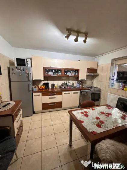 Casă cu 3 camere cu Teren 200 Mp în Palas